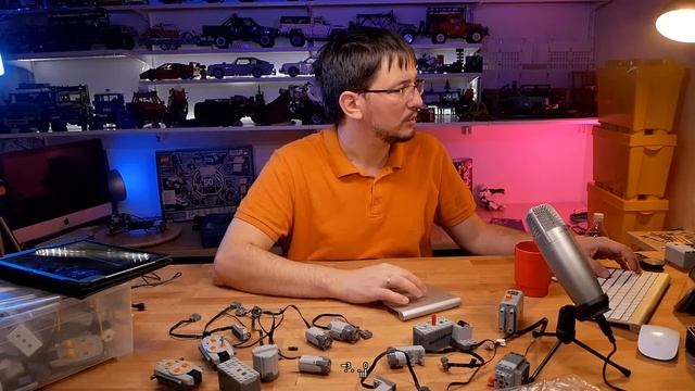 ?LEGO СТРИМ. LEGO Technic ХОББИ: электрика Power functions. Все что нужно знать. смотреть онлайн
