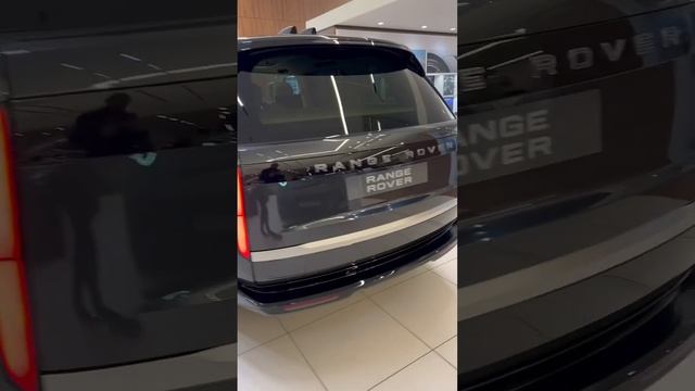 Range Rover Brand New model, stunning extended wheelbase SVR supercharged V8 @paulcruse #landrover смотреть онлайн