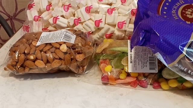 Светофор покупочки. Сладости, еда, бытовая химия смотреть онлайн