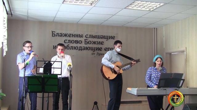 Руки опущены, слёзы в очах. смотреть онлайн