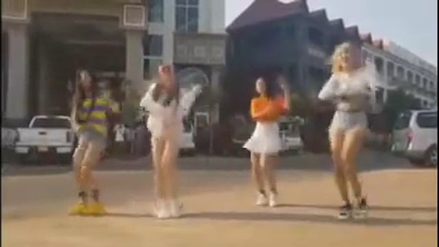 Девушки танцуют под Russian girls милые девушки смотреть онлайн