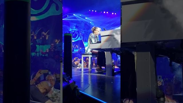 Aerosmith Las Vegas 10-8-19 Golden Slumbers and Dream On смотреть онлайн