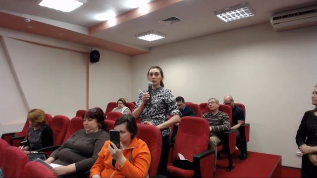 «Онлайн-линия» на тему: «Капремонт подъездов: мечты и реальность» смотреть онлайн