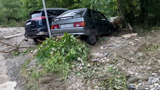 ЧП Стихия в Лазаревской унесло машины в море?Головинка/Глубокая щель #лазаревское #головинка смотреть онлайн