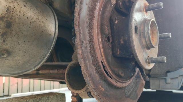 Corolla rear brake service смотреть онлайн