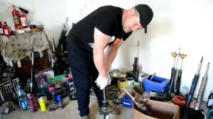 Прыг, скок! Амортизаторы Volkswagen Polo, Škoda Rapid, Audi A1. Проверяем передние стойки на износ!