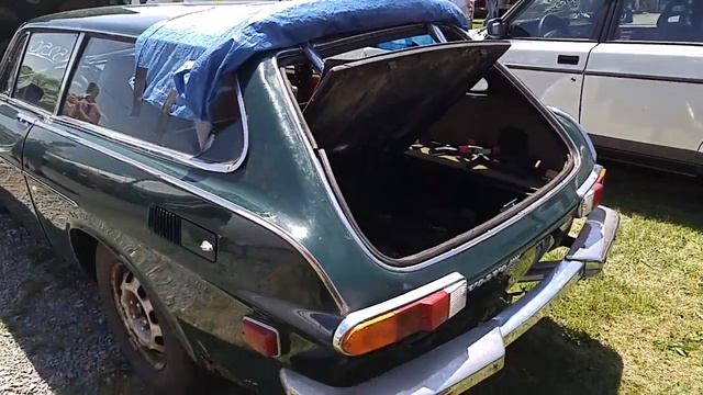 1972 Volvo 1800 ES смотреть онлайн