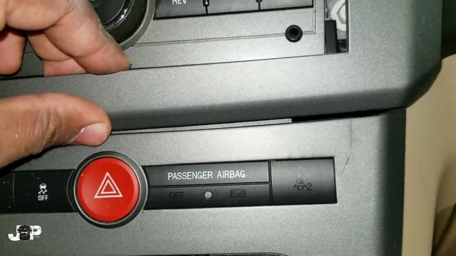 Saturn Vue Car Stereo Removal