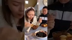 xitoylik er xotinlar китайский муж жена кушает