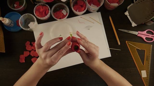 Реалистичный ранункулюс из зефирного фоамирана. Часть 2 смотреть онлайн