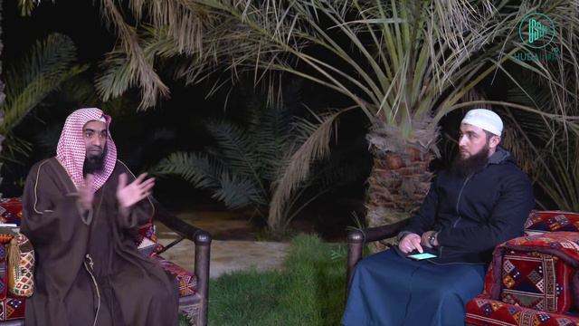 Как приветствовать группу людей? Сначала старших из них, или справа-налево? смотреть онлайн