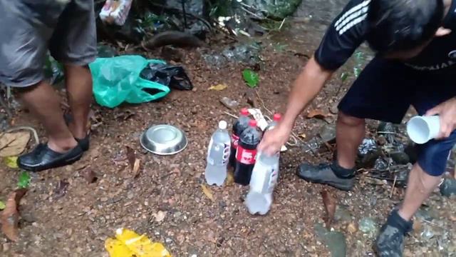 3 kembara ke Rimuan sanggan Kampung Riih mawang Serian 😀 Adventure to sanggan waterfall... Malaysia смотреть онлайн