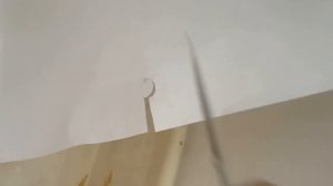 Клеить обои вокруг трубы