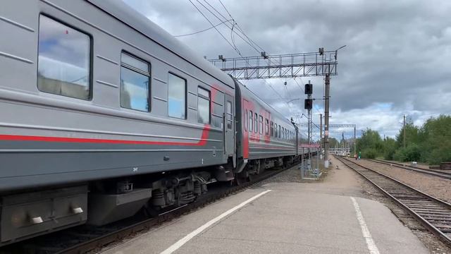 Прибытие ЭП2К-218 с поездом №79/80 Санкт Петербург - Калининград! смотреть онлайн