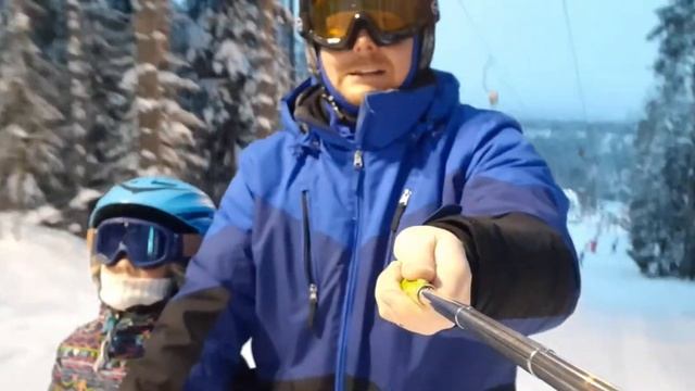 Гора Долгая. Аист. Подъёмник. Гора. Отдых))) смотреть онлайн