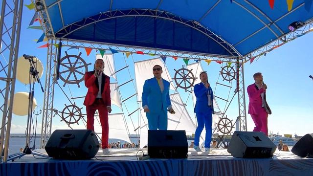 Летняя пора - Группа "ДИСКОМАФИЯ" (Кронштадт, Петровский парк, День ВМФ 2017г). смотреть онлайн