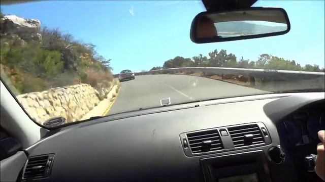 Mercedes-Benz C350 Coupe vs. Volvo C30 T5 'Polestar Conversion' смотреть онлайн
