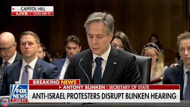 BOMBSHELL OUT OF D.C.! смотреть онлайн