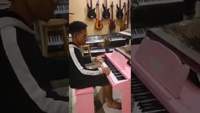 Artesia Fun1 digital piano 61 key Sound of ..at Galery Musik John Why - JW Borneo - Banjarmasin смотреть онлайн