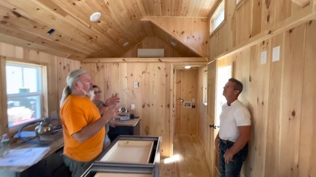 Presenting The Cardinal’s, Gorgeous 10’x30’ Mountain Tiny Home ? ?❤️ смотреть онлайн