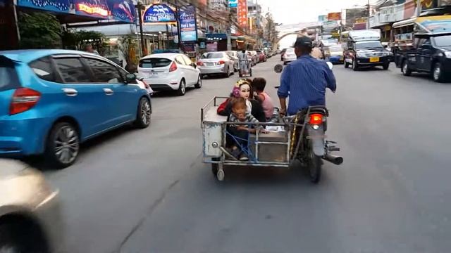 Эти удивительные тайцы. Экзотический транспорт Азии смотреть онлайн