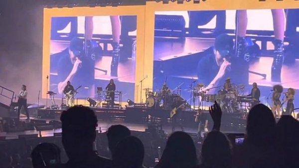 “Bailamos” Enrique Iglesias (Энрике Иглесиас) 13/10/2021. Philadelphia PA