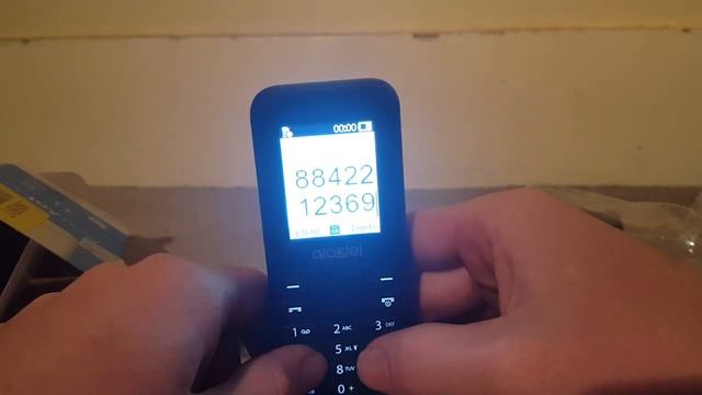 EE Alcatel 1066 Mobile Review And Unboxing