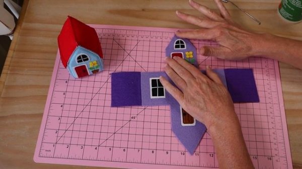 How to sew a Cottage Pincushion || FREE PATTERN || Full Tutorial with Lisa Pay