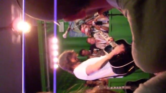 Dave Grohl 3onstage Everlong смотреть онлайн