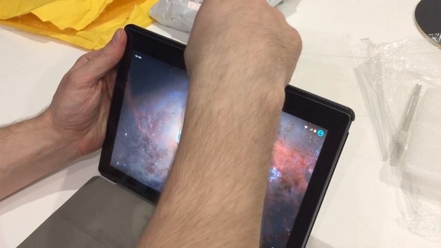 Отличные гаджеты для планшета из Китая: чехол к Lenovo 10" и крепление для планшетов на сиденье авт смотреть онлайн