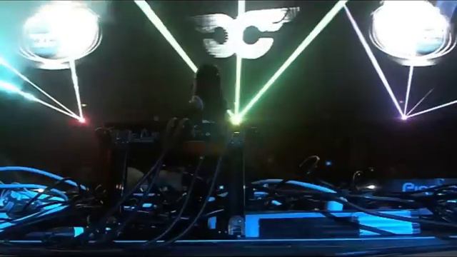 Carl Cox live @ The Revolution, Space Ibiza 2013 смотреть онлайн