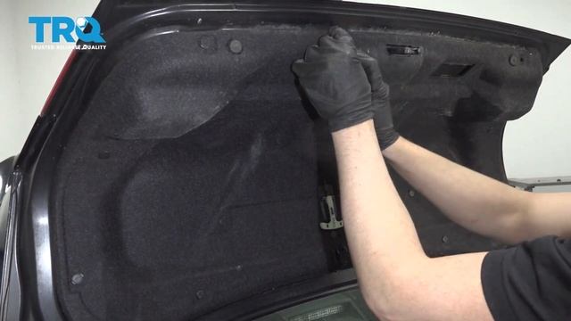 How To Replace Tail Lights 2003-06 Infiniti G35 смотреть онлайн