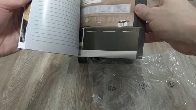 Распаковка — Мультипекарь Redmond RMB-M603 смотреть онлайн