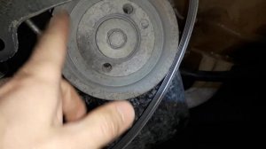 Как открутить ШКИВ КОЛЕНВАЛА ТОЁТА, a fe мотора
