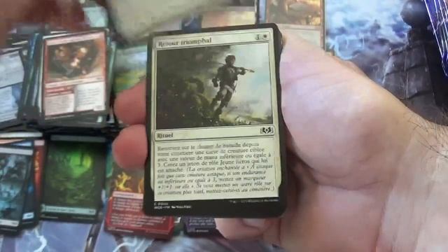 Ouverture D'une Boîte De 36 Boosters De Draft Les Friches D'Eldraine - Cartes Magic The Gathering