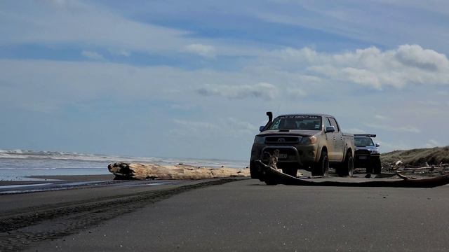 Taranaki 4WD Mission North Range Road, Kiwi Road April Trip 2023 - Out 'N' About 4x4 смотреть онлайн