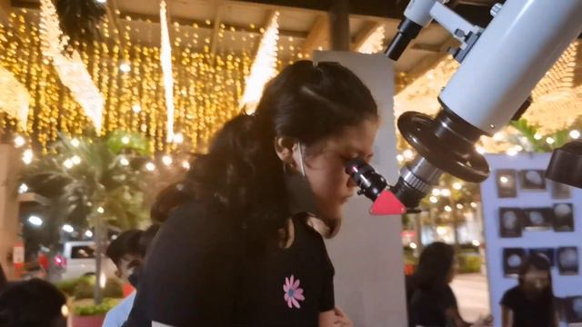 KA SPACERS VLOG: COME AND SEE THE MOON: A FREE PUBLIC TELESCOPE VIEWING at ROBINSONS PLACE LAS PINA смотреть онлайн