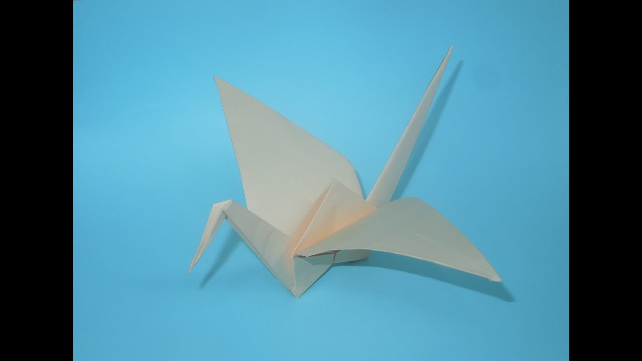 Как сделать журавлика из бумаги. Оригами журавлик из бумаги.mp4 смотреть онлайн