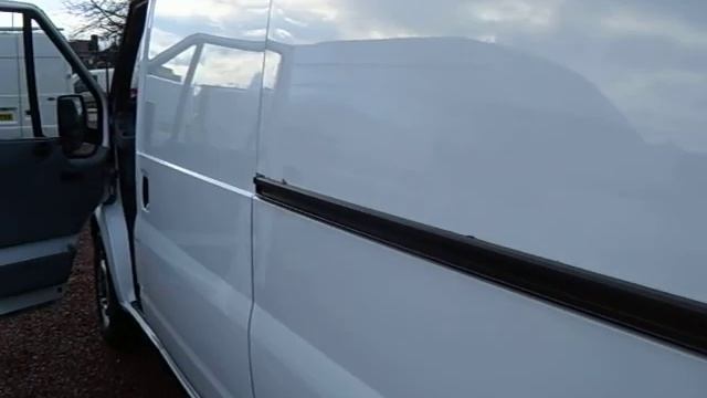 Clarkson Commercials - 2006 Transit LWB medium roof смотреть онлайн