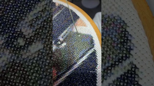 Финиш!? #вышивка #вышивкакрестом #рукоделие #crossstitch #embroidery смотреть онлайн