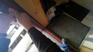 Регулировка замка входной металлической двери.