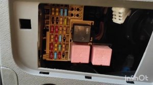 Не работает электроусилитель руля. Рено Кангу.Нашел причину.