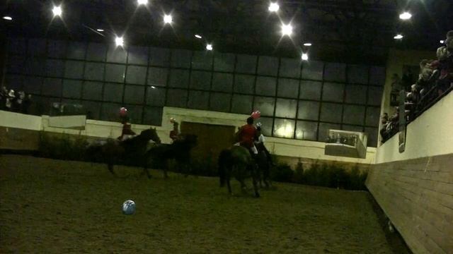 Конная игра "Бой султанчиков" мсха рождество 2012 смотреть онлайн