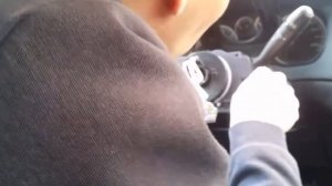 Peugeot 307 Замена переключателя поворота, Поворотниктын  регуляторын ауыстыру.