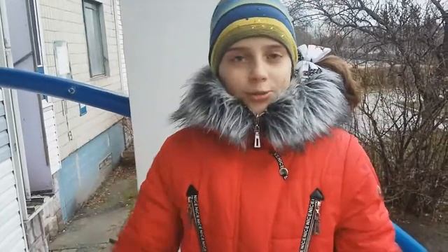 Как София прокалывала свои ушки в салоне красоты Avanti Днепродзержинск смотреть онлайн