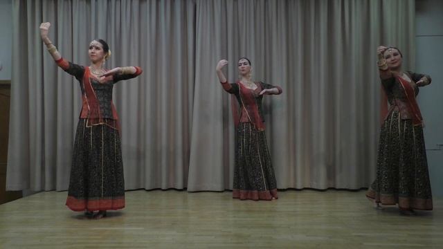 Indian Classical Dance Kathak | Tri Vandana | Индийский классический танец Три Вандана | त्रिवंदना