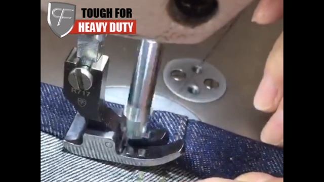 CF® R717 Hinged Roller Foot for heavy duty in crossing seams смотреть онлайн