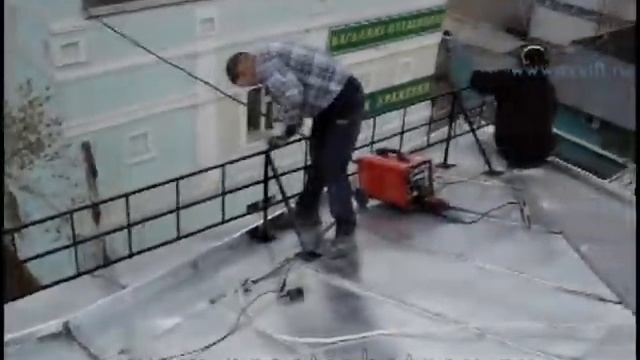 Фальцевая кровля.avi смотреть онлайн