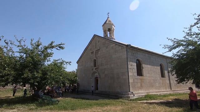 Сопровождение российскими миротворцами паломников в монастырь Амарас смотреть онлайн