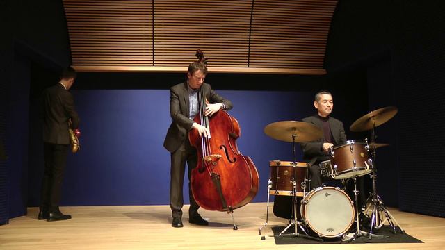 "EVERYTHING I LOVE": SAM TAYLOR, AIDAN O'DONNELL, TARO OKAMOTO (Oct. 15, 2015) смотреть онлайн